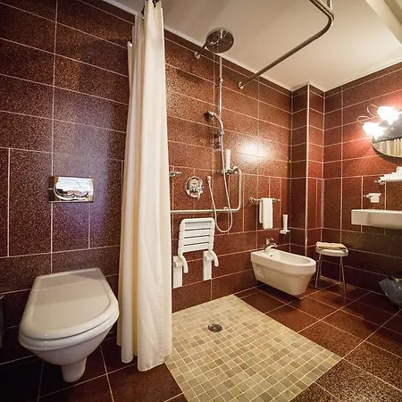 Spessotto 4*